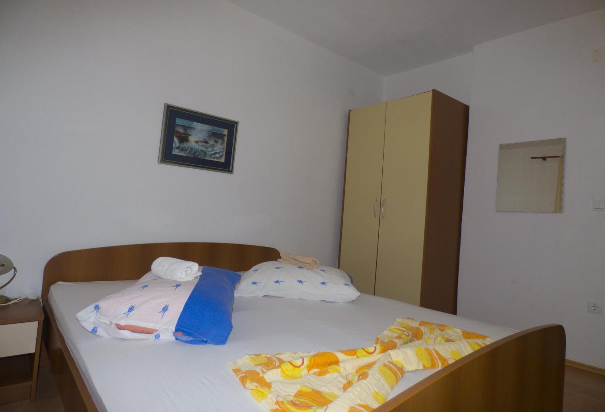 Apartments Plaza Ivan Dolac Chambre photo