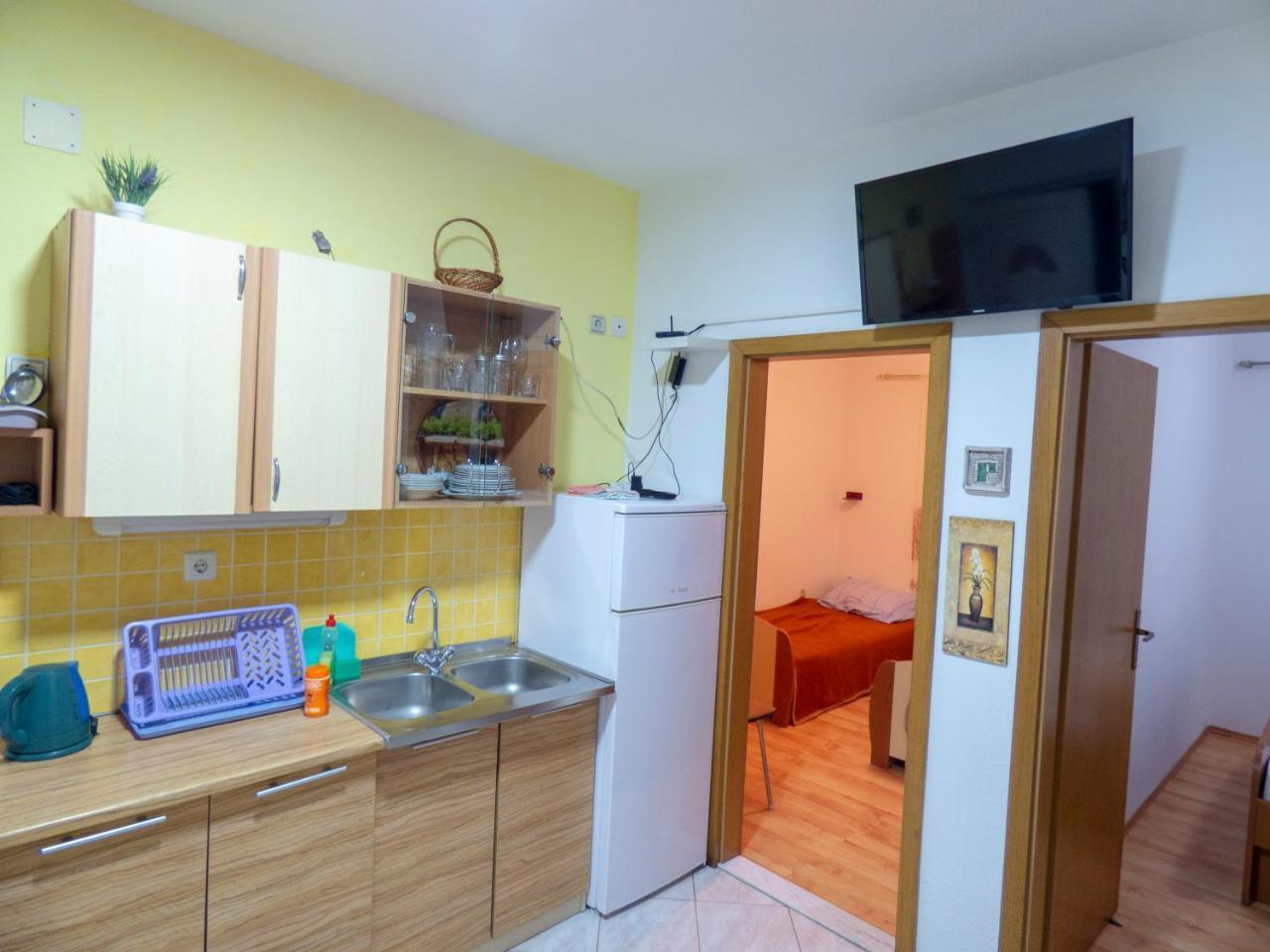 Apartments Plaza Ivan Dolac Extérieur photo