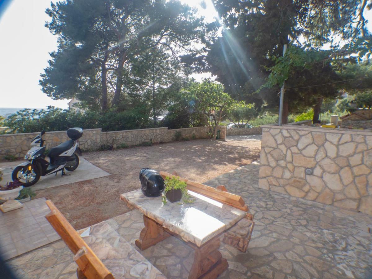 Apartments Plaza Ivan Dolac Extérieur photo